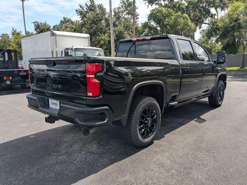2025 Chevrolet Silverado 2500 High Country