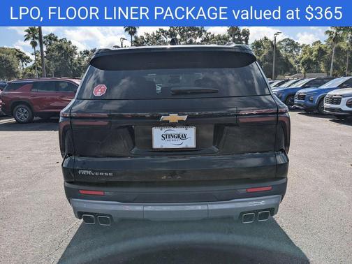 2025 Chevrolet Traverse LT