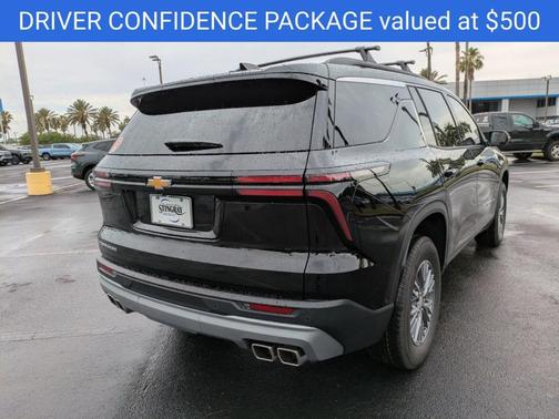 2025 Chevrolet Traverse LT