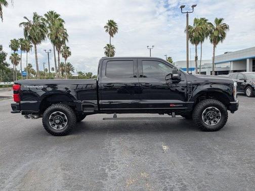 2024 Ford F-350 Lariat Super Duty
