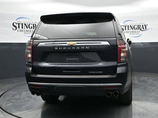 Dark Ash Metallic 2024 Chevrolet Suburban Premier