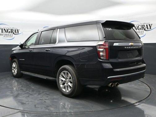 Dark Ash Metallic 2024 Chevrolet Suburban Premier