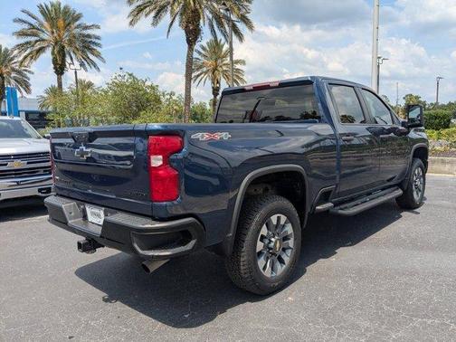 2023 Chevrolet Silverado 2500 Custom