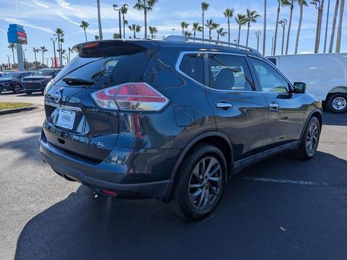 2016 Nissan Rogue SL