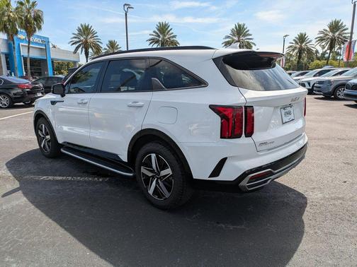 2023 Kia Sorento EX