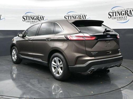 Stone Gray Metallic 2019 Ford Edge SEL