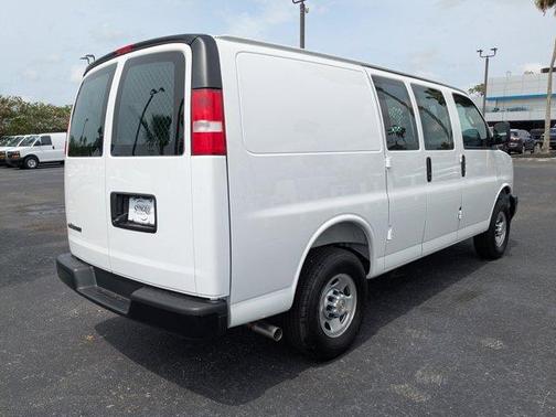 2025 Chevrolet Express 2500 Work Van