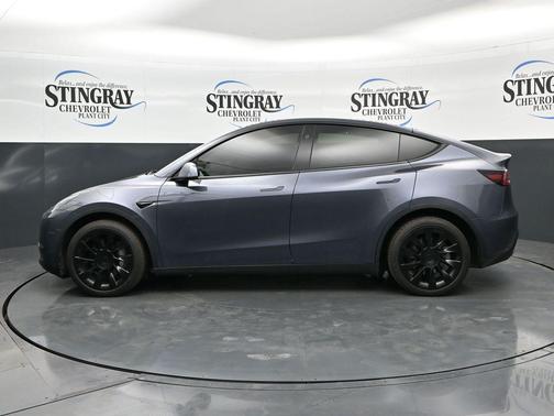 Gray 2023 Tesla Model Y Long Range