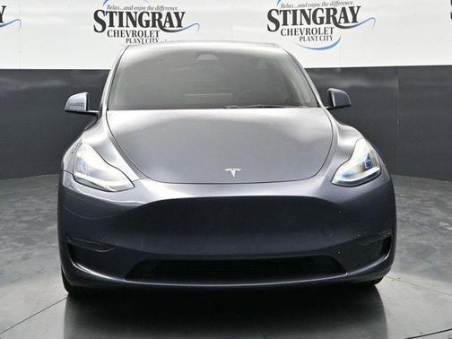 Gray 2023 Tesla Model Y Long Range