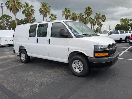 2025 Chevrolet Express 2500 Work Van