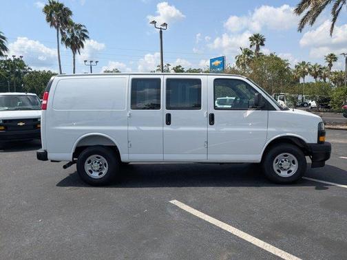 2025 Chevrolet Express 2500 Work Van