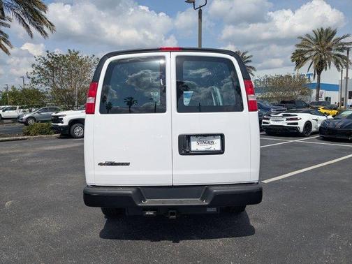 2025 Chevrolet Express 2500 Work Van