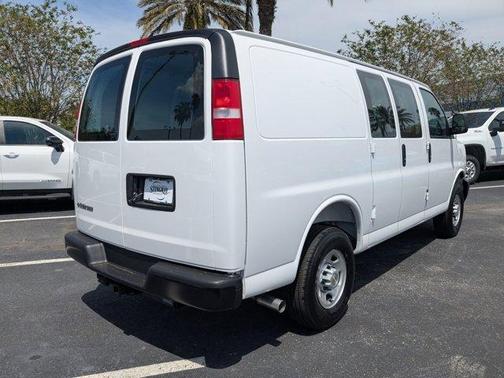 2025 Chevrolet Express 2500 Work Van