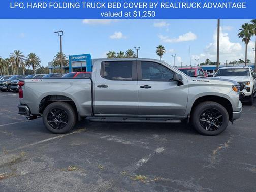 2025 Chevrolet Silverado 1500 Custom