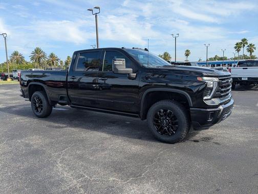 2025 Chevrolet Silverado 3500 High Country