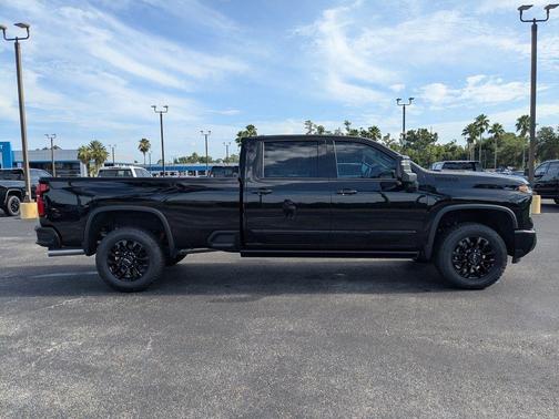 2025 Chevrolet Silverado 3500 High Country