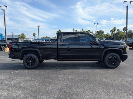 2025 Chevrolet Silverado 3500 High Country