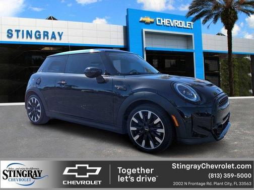 2023 MINI Hardtop Cooper