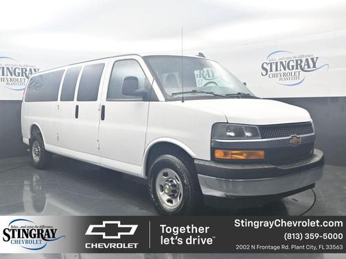 Summit White 2025 Chevrolet Express 3500 LT