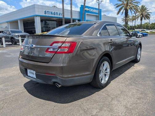 2015 Ford Taurus SEL