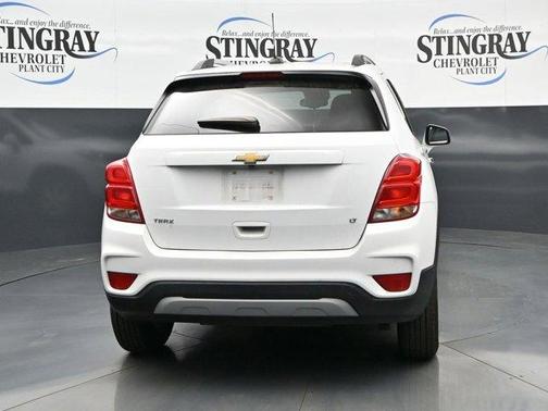 Summit White 2020 Chevrolet Trax LT