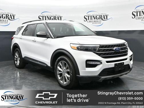 Oxford White 2021 Ford Explorer XLT
