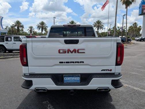 2022 GMC Sierra 1500 AT4