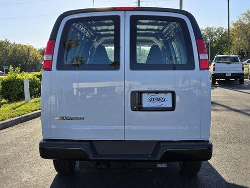 2025 Chevrolet Express 2500 Work Van