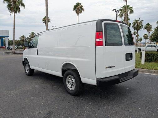 2025 Chevrolet Express 2500 Work Van
