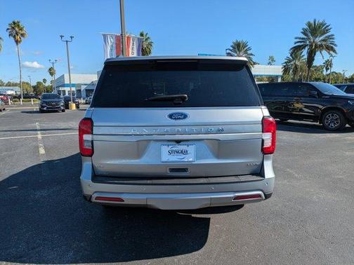 2024 Ford Expedition Max XLT