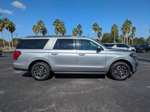 2024 Ford Expedition Max XLT