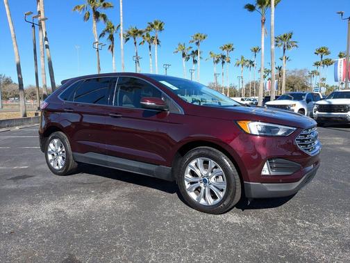 2022 Ford Edge Titanium