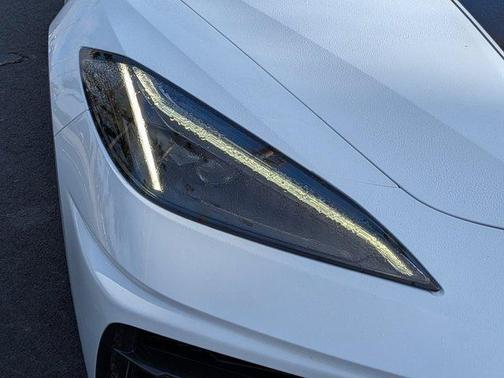 2023 Chevrolet Corvette Stingray w/2LT