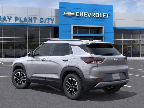Sterling Gray Metallic 2026 Chevrolet Trailblazer LT