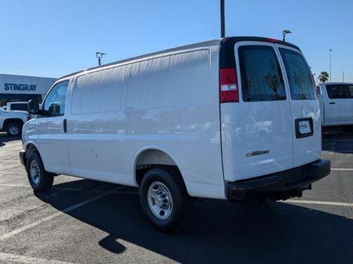 2025 Chevrolet Express 2500 Work Van