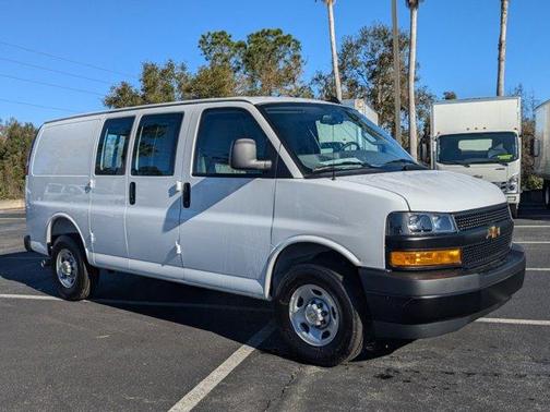 2025 Chevrolet Express 2500 Work Van