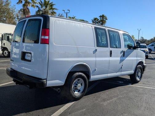 2025 Chevrolet Express 2500 Work Van