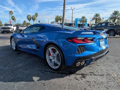 2022 Chevrolet Corvette Stingray w/2LT
