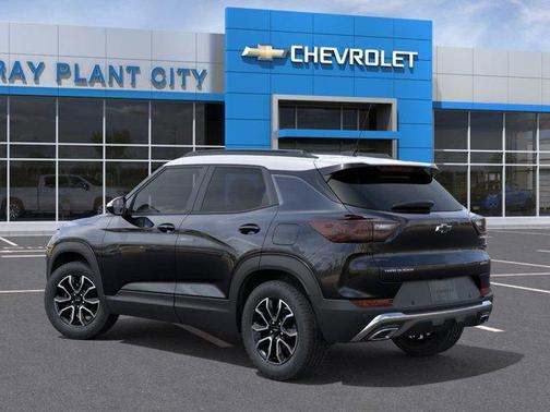 Mosaic Black Metallic 2026 Chevrolet Trailblazer ACTIV