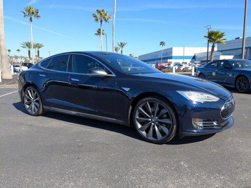 2014 Tesla Model S Base