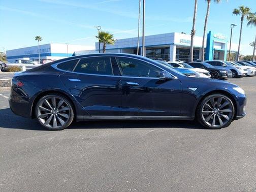 2014 Tesla Model S Base