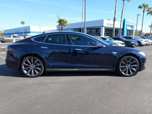 2014 Tesla Model S Base