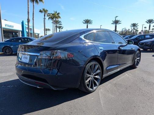2014 Tesla Model S Base