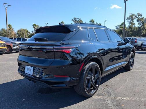 2026 Chevrolet Equinox EV RS
