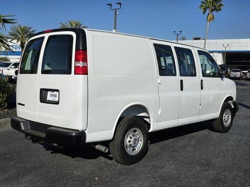 2025 Chevrolet Express 2500 Work Van