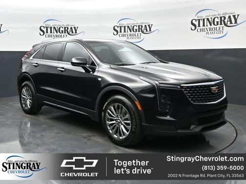 Stellar Black Metallic 2024 Cadillac XT4 Premium Luxury