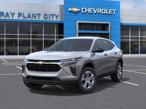 Sterling Gray Metallic 2026 Chevrolet Trax LS