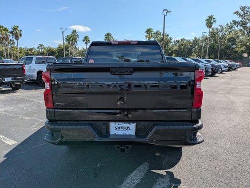 2025 Chevrolet Silverado 1500 Custom