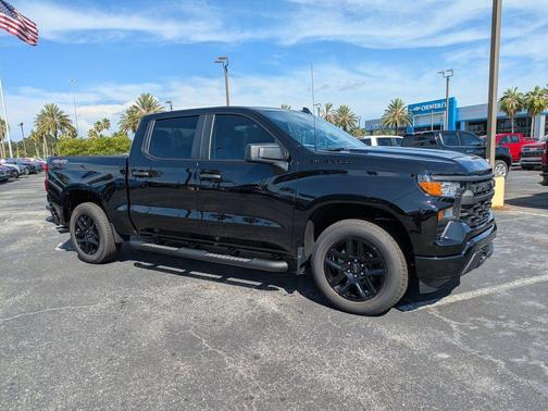 2025 Chevrolet Silverado 1500 Custom