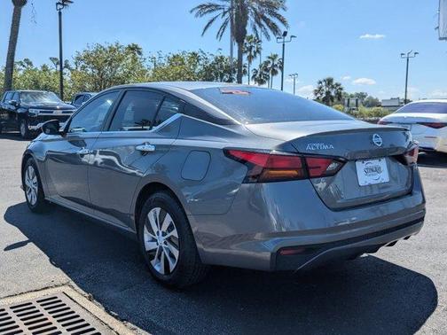 2022 Nissan Altima 2.5 S